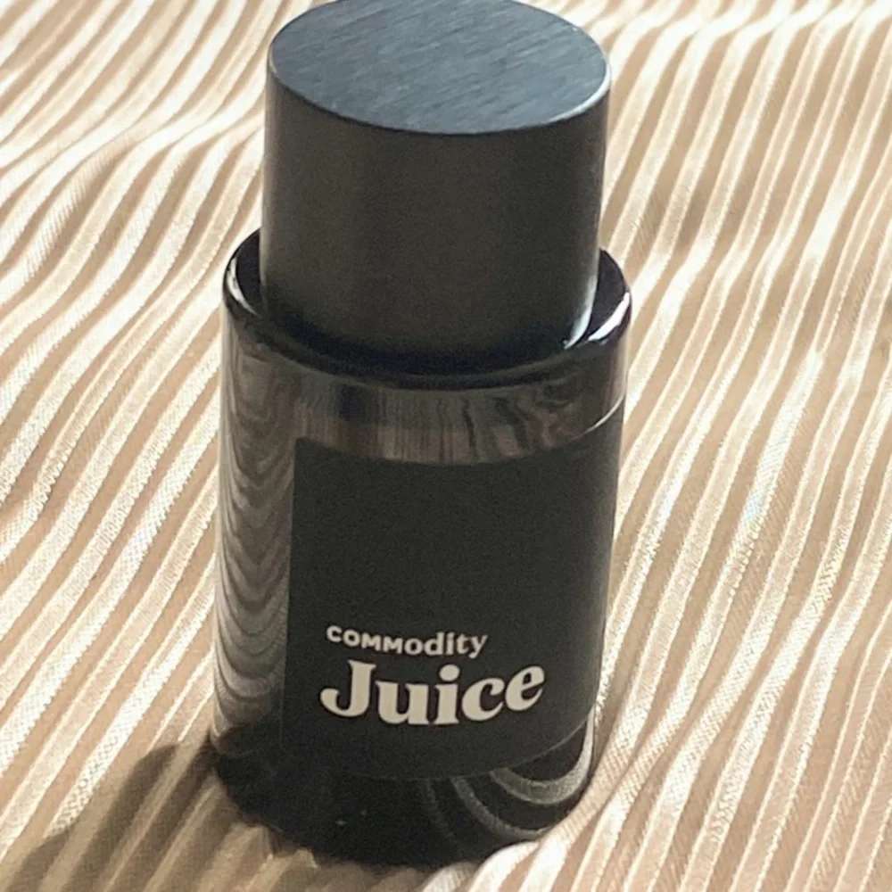 Commodity Juice Expressive 7.5ml / 0.25oz splash - Picture 2 of 3